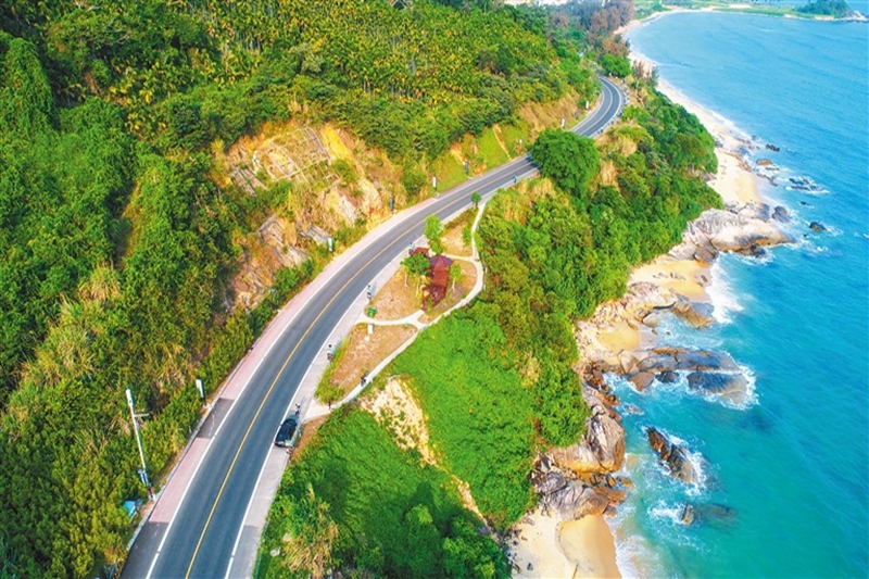 最美滨海公路.jpg